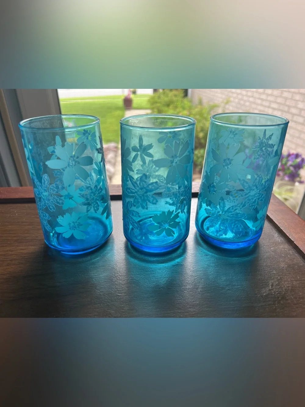 Vintage MCM Anchor Hocking (?) Misty Blue Floral Daisy Etched Glasses - set of 3